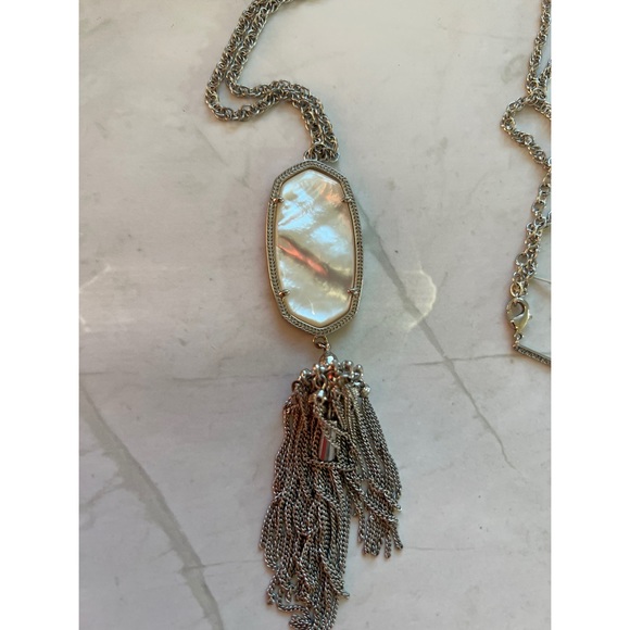 Kendra Scott pearl white and silver necklace - Picture 3 of 4